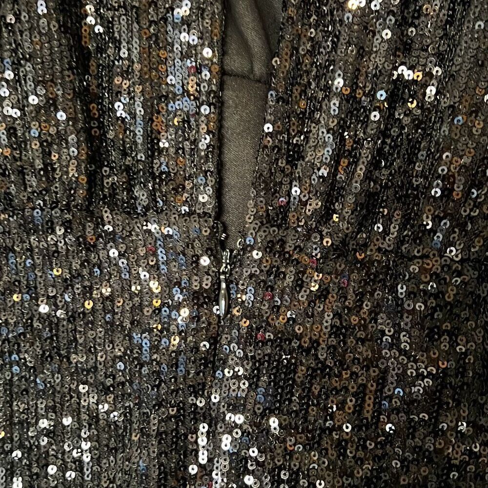 Alexia Admor Silena Sequin Ruched Midi Dress - Picture 6 of 7